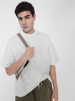 SHOWOFF - Men White Embroidered Round Neck Cotton T-Shirt