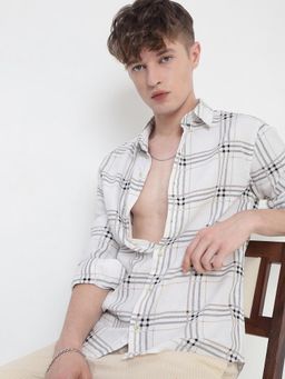 SHOWOFF - Men White Cotton Collar Neck Casual Shirt