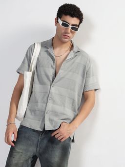 SHOWOFF - Men Grey Crepe Collar Neck Casual Shirt