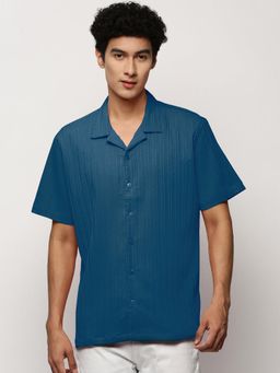 SHOWOFF - Men Blue Cotton Blend Collar Neck Casual Shirt
