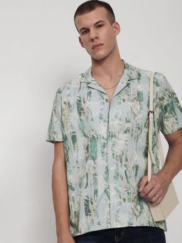 SHOWOFF - Men Green Printed Shirt