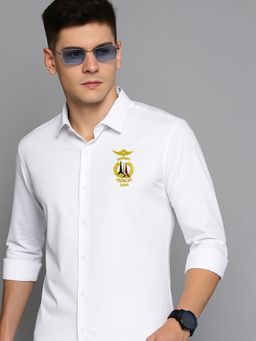 SHOWOFFFF - Men White Embroidered Shirt