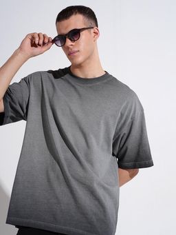 SHOWOFF - Men Ombre Grey Short Sleeves Round Neck Oversized T-shirt