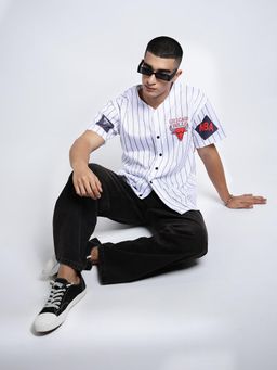 SHOWOFF - Men Graphic Print White Short Sleeves V-Neck Relaxed Fit T-shirt