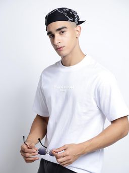 SHOWOFFFF - Men Typography White Short Sleeves Round Neck Relaxed Fit T-shirt