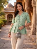 Green color option, Currently selected