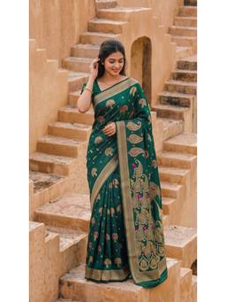 Wedani - Green Women's Banarasi Saree with Unstitched Blouse