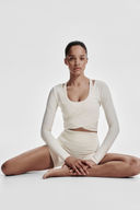 White color option, Sold out, Currently selected