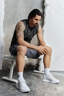 H&M - Men Grey Muscle Fit Sports Vest Top