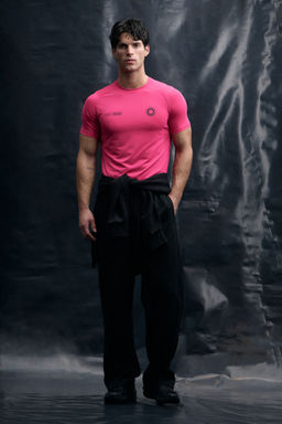 H&M - Men Pink Muscle Fit Sports T-Shirt With DryMove