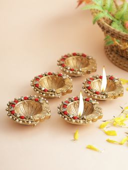AAPNO RAJASTHAN - Red Beads and Kundan Studded Handmade Diya (Pack of 5)