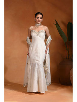 Rishi & Vibhuti - Ivory Saaj Sweetheart Neck Embroidered Dress with Dupatta