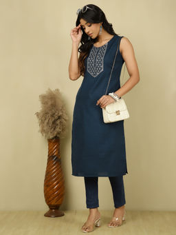 Jaipur Kurti - Navy Blue Embroidered Comfortable Fit Kurta