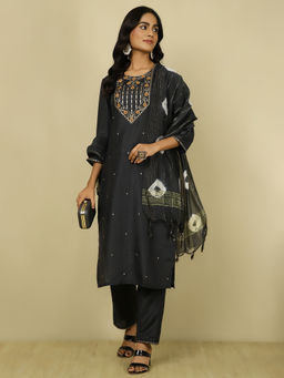 Jaipur Kurti - Black Embroidered Kurta with Pant and Dupatta (Set of 3)