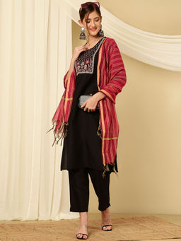 Jaipur Kurti - Cotton Blend Embroidered Kurta with Pant and Dupatta (Set of 3)