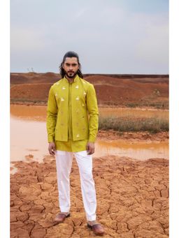 Runit Gupta - Green Flamingo Embroidered Bundi Jacket with Kurta and Pant (Set of 3)