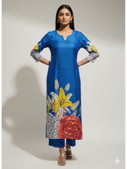 Silk Land - Blue Women Casual Wear Rayon Blend Straight Digital Print Round Neck Kurta
