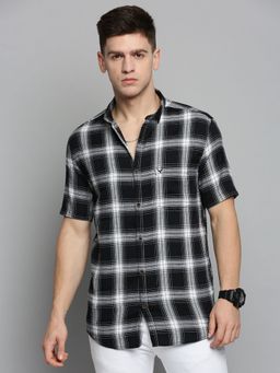 SHOWOFFFF - Mens Spread Collar Black Checked Shirt