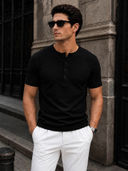 Black color option, Sold out, Currently selected