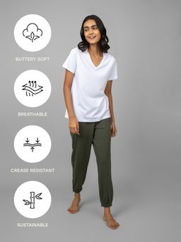NeceSera - White V-Neck Joggers (Set of 2)