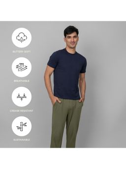 NeceSera - Navy Mens Essential T-Shirt