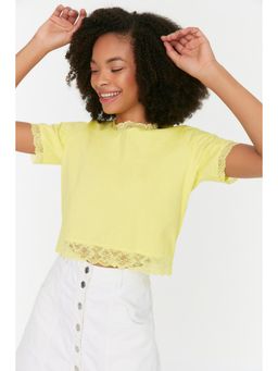 Trendyol - Women's Comfortable Yellow T-shirts