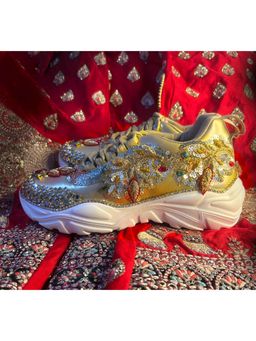Chal Jooti - Ballad Of Colors Gold Sneakers