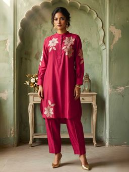 Dora Dori - Red Chanderi Straight Kurta with Pant