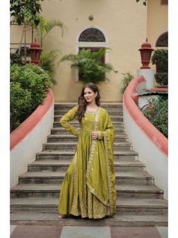 Noorani by LA - Sierra Embroidered Green Kurta with Sharara and Dupatta (Set of 3)