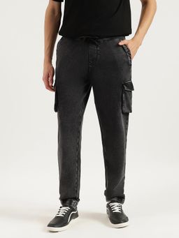 United Colors of Benetton - Men Black Solid Regular Fit Jeans