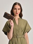 Brown color option