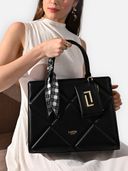 Black color option, Currently selected