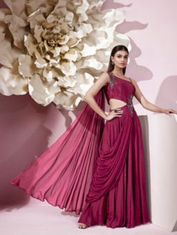 Qunic - Burgundy Veil Evening Gown