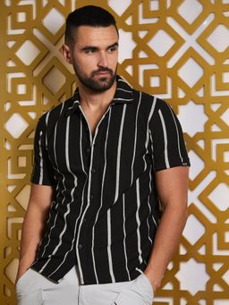 Campus Sutra - Mens Black Pencil Stripes Shirt
