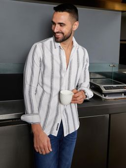 Campus Sutra - Mens White Barcode Stripes Shirt