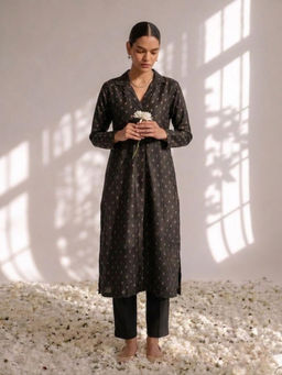 Swtantra - Black Banarasi Viscose Silk Collared Kurta with Pant
