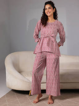 Libas - Pink abstract printed top with attached waistbelt and printed pyjamas (XS)