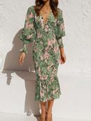 Green color option, Sold out, Currently selected