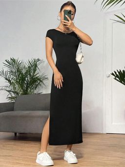 Outzidr - Black Half Sleeve Deep Back Dress