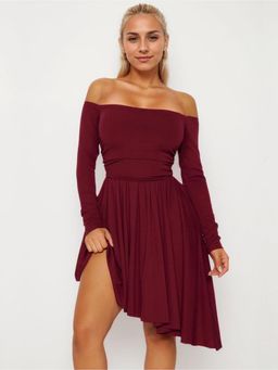 Outzidr - Burgundy Off Shoulder Skater Pleated Dress