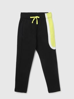 United Colors of Benetton - Boys Solid Regular Fit Trackpants