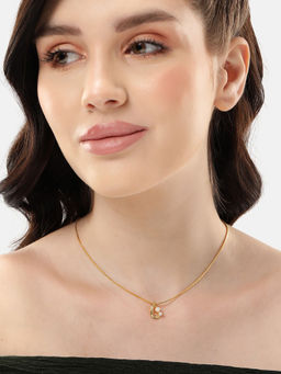 Carlton London - 18Kt Gold Plated With Pearl Contemporary Pendant With Chain