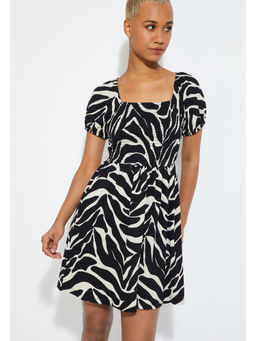max - ALAYA F X URB_N Women Printed Fit and Flare Dress