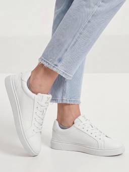 Yoho - Nu Kove White Sneakers