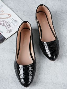 Iconics - Solid Black Western Solid Textured Ballerinas