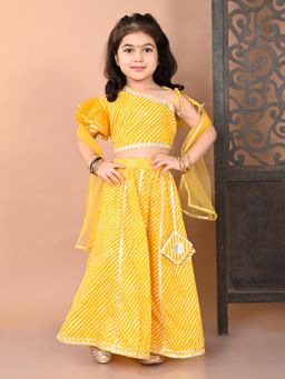 Superminis - Girls Yellow Pure Cotton Printed Lehenga with Choli and Dupatta
