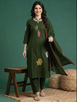ANAISA - Women's Green Cotton Embroidery Print Kurta with Pant & Dupatta