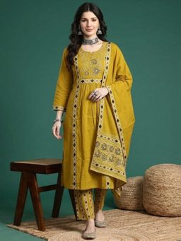 ANAISA - Women's Yellow Printed Kurta with Pant & Dupatta