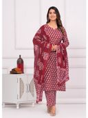 Maroon color option, Currently selected