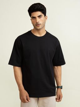 DaMENSCH - Black Oversized Solid T-Shirt
